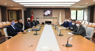 ÇİLİMLİYE MÜJDELİ HABER… DSİ 5. BÖLGE MÜDÜRLÜĞÜ'NDE DERE ISLAHLARIYLA İLGİLİ SÖZLEŞME İMZALANDI