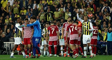 Fenerbahçe, UEFA Avrupa Konferans Ligi'nde Olympiakos'a elendi!