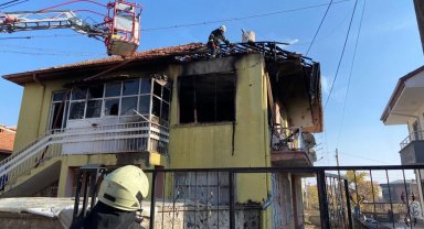 Aksaray'da Yangın Faciası: 9 Kişi Ölümden Döndü