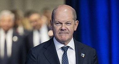Almanya'da Erken Seçim Süreci Başlayabilir: Scholz Güvenoyu İstiyor