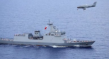 Filipinler Ordusu Güney Çin Denizi'nde Ada Ele Geçirdi