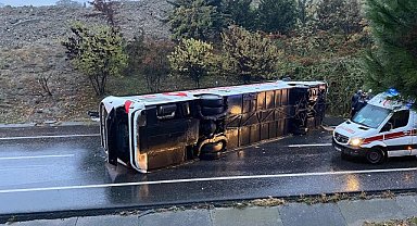 İstanbul'da Yolcu Otobüsü Devrildi: 2 Ölü, 15 Yaralı