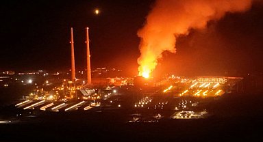 Dünya Devinin Enerji Depolama Tesisinde Yangın: Tahliye Emri Verildi
