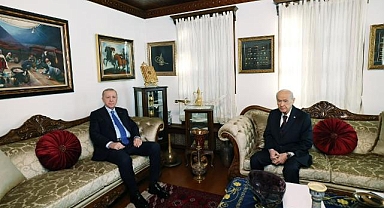 Erdoğan ve Bahçeli'nin Kritik Görüşmesi: Terörsüz Türkiye Hedefi