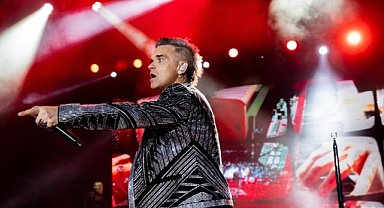 Robbie Williams FIFA Müzik Elçisi Oldu