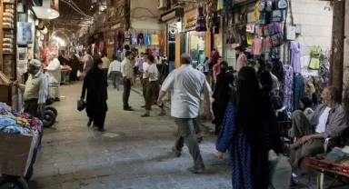 Suriye'de Yeni Hükümetten Ticaret Açılımı: İran, Rusya ve İsrail Mallarına Yasak