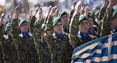 Yunanistan Askeri Eğitimde Yeniliğe Gidiyor