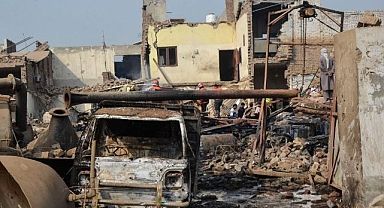 Pakistan'da Tutkal Fabrikasında Patlama: 15 Ölü, Çok Sayıda Yaralı