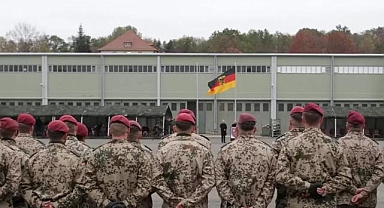 Almanya’da askeri kışlada skandal iddialar: Cinsel saldırı, aşırı sağ ve uyuşturucu soruşturması