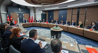 CHP’de yılın son MYK’sı toplandı: 2026 için üç ayaklı yol haritası netleşti