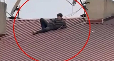 Maç izlemek için canını hiçe saydı! Siirt’te çatıdaki taraftar şaşkınlık yarattı