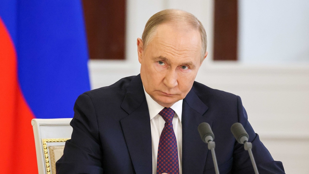 Novgorod’da alarm! Putin’in cumhurbaşkanlığı konutu İHA’larla hedef alındı