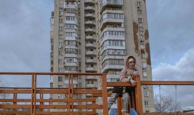 Odesa'da kış cehennemi: Elektrik yok, ısınma yok, gökten bombalar yağıyor