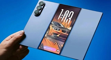 Samsung Galaxy Z TriFold ilk günde tükendi: Üç katlanabilir model rekor ilgi gördü