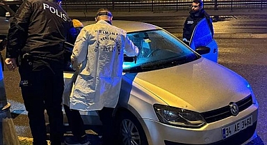 SON DAKİKA | İstanbul Pendik’te park halindeki araçta ceset bulundu
