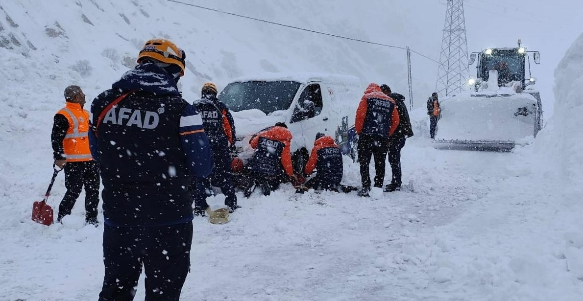 AFAD’dan yoğun kar uyarısı: 27 il için sarı alarm, binlerce ihbar geldi