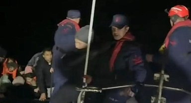 Çanakkale Açıklarında 30 Kaçak Göçmen Yakalandı