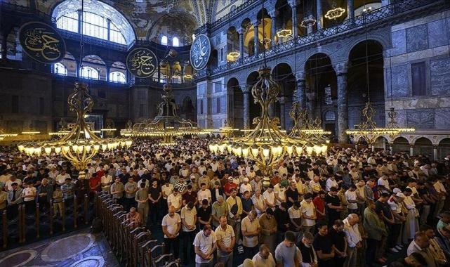Bayram namazı ne zaman, saat kaçta? Tüm illerin saatleri listelendi