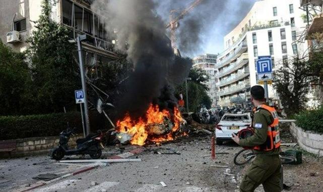 İran’dan Tel Aviv’e füze saldırısı: 6 kişi yaralandı