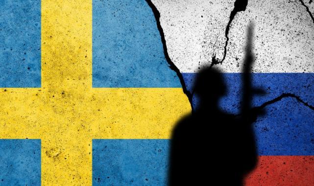 İsveç'ten Rus petrol tankerine askeri operasyon