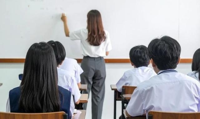 Milli Eğitim Akademisi yönetmeliği yayımlandı: Öğretmen adaylarını bekleyen süreç belli oldu