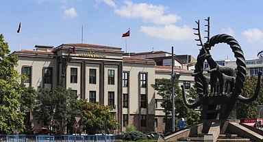 Ayaş’taki 23 Nisan tartışması büyüdü: Valilikten resmi inceleme