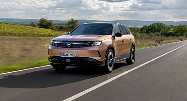 Opel’den elektrikli SUV atağı: Grandland AWD 4.25 Milyon TL fiyatla geldi