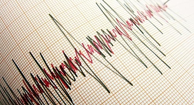 Balıkesir sallandı! Sındırgı merkezli 4 büyüklüğünde deprem