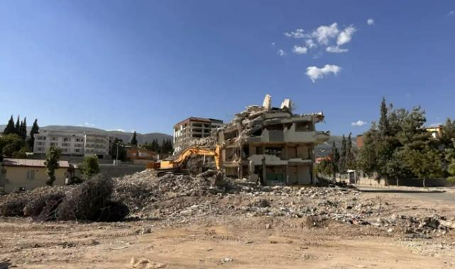 123 kişinin yaşamını yitirdiği Ebrar Sitesi G Blok davasında karar çıktı