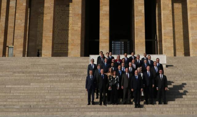 36. NATO Zirvesi öncesi Anıtkabir'de anlamlı ziyaret