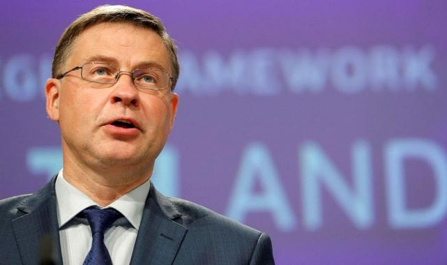 AB Komisyonu'ndan Türkiye ekonomisine reform ve dezenflasyon mesajı