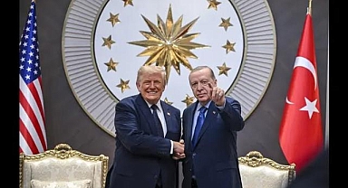ABD Başkanı Donald Trump Ankara'ya geldi, Erdoğan resmi törenle karşıladı