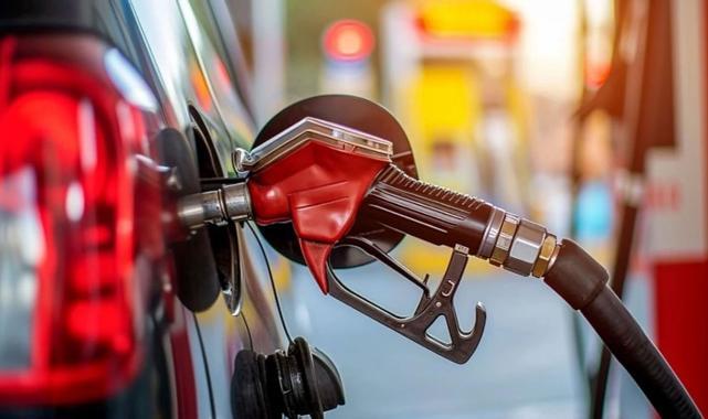 Akaryakıtta eşel mobil uygulaması kademeli olarak kaldırılıyor