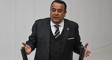 CHP Ankara Milletvekili Adnan Beker partisinden istifa etti