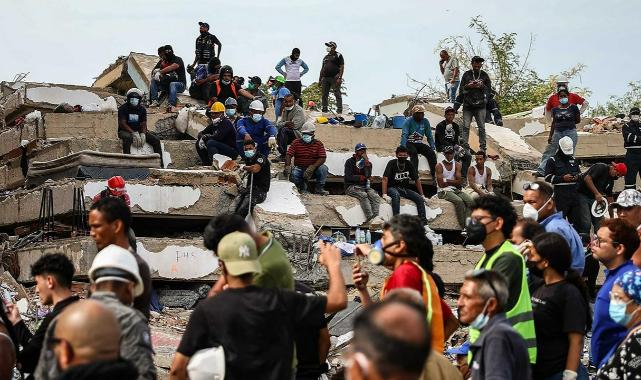 Deprem bilançosu ağırlaşıyor! Venezuela'da ulusal yas ilan edildi