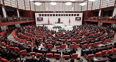 En düşük emekli aylığı için kanun teklifi TBMM'ye sunuldu