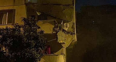 İstanbul'da korkutan olay: 5 katlı binanın balkonları çöktü