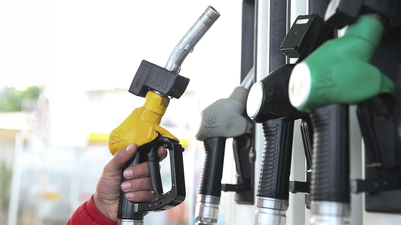 Motorin fiyatları yeniden yükseliyor: Zam bu gece devreye girebilir
