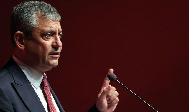 Özgür Özel TBMM'de MYK'yı topladı: Belediye operasyonları masada