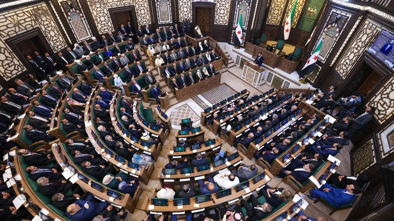 Suriye'de Esad sonrası ilk Halk Meclisi oturumu gerçekleştirildi